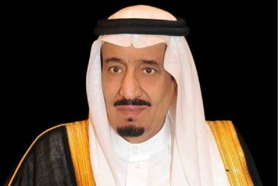 منح ميدالية الاستحقاق من الدرجة الثانية لـ25 مواطنًا ومقيمًا لتبرعهم بالدم خمسين مرة
