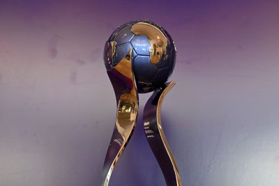 الشيخ سلمان يؤكد ثقته في قدرة المنتخبات الآسيوية على التألق من جديد
