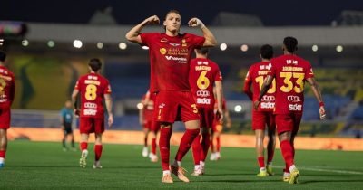 القادسية يهزم الخليج ويواصل ضغطه على فرق القمة