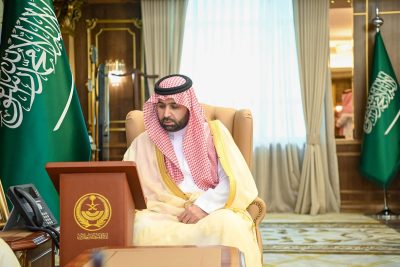 سمو أمير منطقة جازان يدشّن حملة الأسبوع العالمي للتحصين تحت شعار “اللقاحات تحمي كل الأجيال”