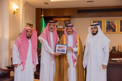 سمو محافظ حفر الباطن يطلع على منجزات جمعية البر الخيرية لعام 2025م.