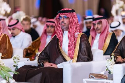 محافظ جدة يشهد حفل تخريج طلبة كلية جدة العالمية الأهلية