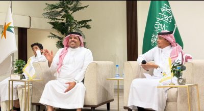 طموح بلا حدود”  د. إبراهيم المزيني يروي قصة قهر المستحيل من رحم الإعاقة.