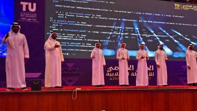 تكريم يليق بالعطاء.. رئيس جامعة الطائف يتوج المتميزين في الحفل الختامي للأنشطة الطلابية
