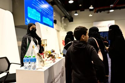 جمعية بنان تُبرز مسارات التأهيل المهني في “أسبوع الاصم العربي 51” بمركز سايتك 