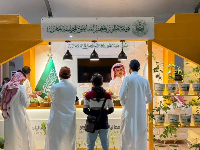 لليوم الثالث.. 50 مزارعاً يحتفون بموسم حصاد المانجو في صبيا بإنتاج يتجاوز 65 ألف طن