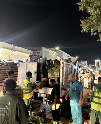 «بيئة مكة» تضبط 12 مخالفًا في محيط سوق الخضار المركزي