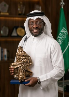 العنوان: تحفة الرمز.. هيبةُ التاريخ ورسالةُ العزّ