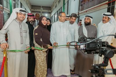 “أنفاس اللون” يجمع واقعية الخزرجي ورقميات السبيعي في جدة