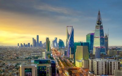 القمة العالمية للاستثمار: 51.68 مليار دولار استثمارات البنوك والعقارات في الخليج بحلول 2030