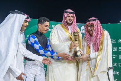 محافظ الطائف يتوّج الجواد ” الوقاد ” بكأس إمارة منطقة مكة المكرمة