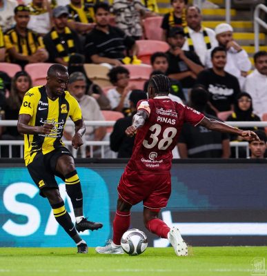 الاتحاد يسقط في فخ التعادل أمام الخلود