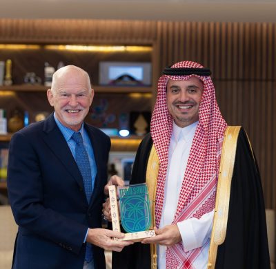 سمو نائب رئيس اللجنة الأولمبية والبارالمبية السعودية يلتقي رئيس المركز الدولي للهدنة الأولمبية