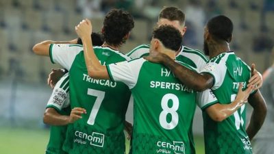الأهلي يضرب الرياض بخماسية في دوري روشن